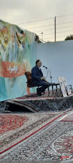 نشست سیاسی رزمندگان گردان ۱۰۶ امام حسین(ع) با سخنرانی فرمانده لشکر امام حسین(ع)