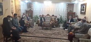 گرامیداشت یاد و خاطره استاد بسیجی زنده&zwnj; یاد علیرضا پارسا و دیدار با خانواده این استاد فقید