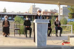 بصیرت چراغ راه برای گذر از گذرگاه های دشوار است