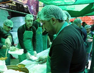 الزامات بهداشتی در مواکب و مراکز توزیع نذورات ایام محرم