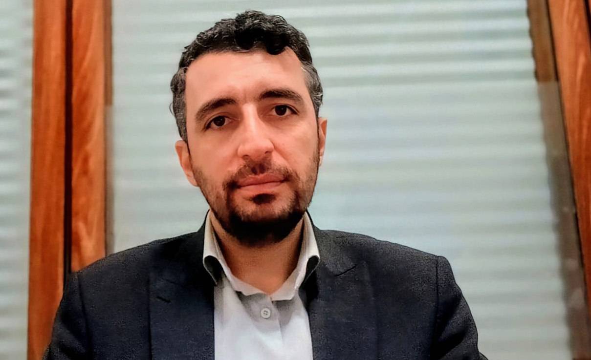 استاد دانشگاه هشدار داد؛ هوش مصنوعی نباید جای انسان را در تصمیمگیری سازمانی بگیرد استاد دانشگاه هشدار داد؛ هوش مصنوعی نباید جای انسان را در تصمیمگیری سازمانی بگیرد