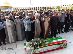 پیکر شهید جعفرعلی هیزمی، جانباز ۷۰ درصد تشییع شد