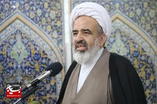 انقلاب اسلامی هیمنه شرق و غرب را شکست