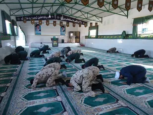 پاوران سپاه ناحیه زاوه در مجلس عزای حسینی(ع)