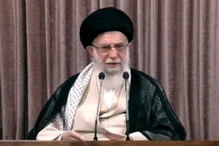 دفاع مقدس یکی از عقلانی&zwnj;ترین حرکت&zwnj;های ملت ایران بود.