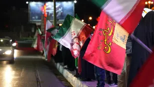 حضور حماسی مردم قزوین در شب اربعین حسینی