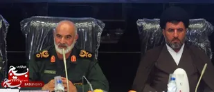۱۲ فروردین روز تجدید بیعت با فرمانده معظم کل قوا