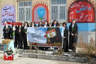 جشن گرامیداشت حماسه 9 دی در کنار نوگلان انقلاب