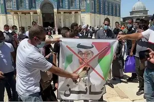 تلاش آزادی خواهان برای تبری از خیانت &laquo;بن زاید&raquo;/ وقتی عادی سازی روابط نهادینه نمی&zwnj;شود