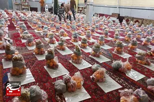 توزیع ۵۰۰ بسته یلدایی و حمایتی به همت حوزه نرجس خاتون همدان+تصاویر