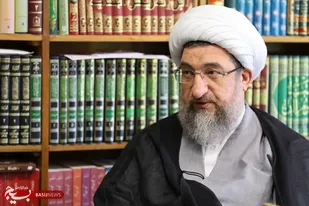 والدین و معلمان در ترویج نماز نقش مهمی دارند