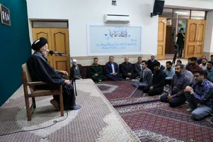 دیدار جمعی از معلمان جهادگر مواکب جهادی با نماینده ولی فقیه در خراسان جنوبی