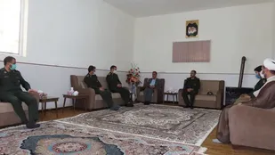 سپاه و بسیج همیشه خادم ملت است