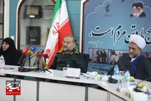 رئیس سازمان بسیج مستضعفین: جامعه مخاطب بسیج، همه افراد جامعه بوده و هستند
