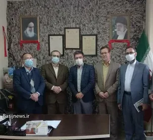 دیدار فرمانده و بسیجیان حوزه شهید رجایی اراک با استاندار مرکزی