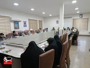 نشست تخصصی مدیران استان قم در قرارگاه مردمی حضور برگزار شد