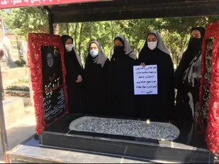 غبار روبی مزار شهدای مهاباد به مناسبت سوم خرداد