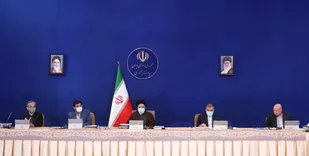 جلسه ستاد هماهنگی اقتصادی دولت / تاکید بر افزایش درآمدهای نفتی و غیرنفتی کشور