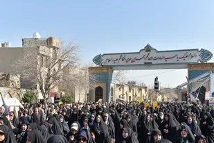 مردم فارس در محکومیت حمله تروریستی به حرم شاهچراغ (ع) راهپیمایی می&zwnj;کنند