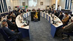 نشست مشترک بسیج حقوقدانان و دادستان عمومی و انقلاب قزوین