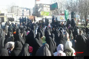 برگزاری جشن نیمه شعبان و گلریزان برای سیل&zwnj;زدگان در دینارآباد