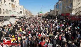 حماسه انقلابی مردم قزوین در راهپیمایی ۲۲ بهمن