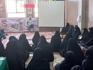 نشست روشنگری به مناسبت ایام آزادسازی خرمشهر در شهر جوزدان برگزار شد