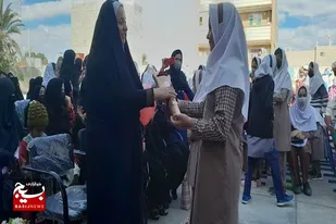 تجلیل از مادران شهدای دانش آموز در شهرستان ایرانشهر