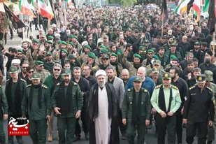 اجتماع امت رسول الله و عزاداری نیروهای مسلح استان البرز در فلکه دوم رجایی شهر برگزار شد