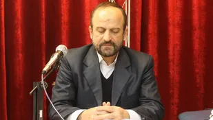 شخص وزیر ارشاد اهمیتی به حوزه قرآن نمی دهد/رئیس جمهور به جای اهمیت دادن و شرکت در همایش بین المللی قرآن به کرمان رفت