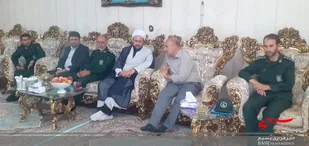 فرمانده سپاه چالدران با آزادگان این شهرستان دیدار کرد