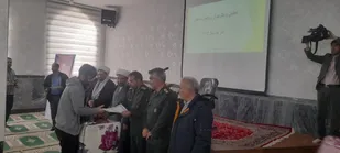 برگزاری نشست روشنگری و جهاد تبیین به مناسبت هفته بسیج
