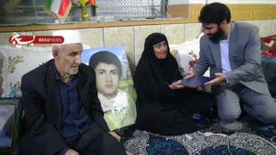 تجلیل معاون آموزش وپرورش کهگیلویه وبویراحمد از خانواده شهدای دانش آموز &laquo;فروتنی و ارمغان&raquo;