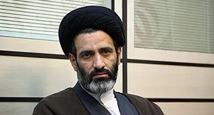 تصویب طرح &lrm;واردات خودرو در کمیسیون صنایع