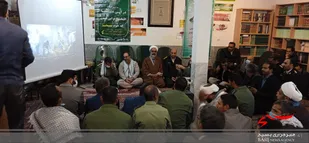 دیدار بسیجیان و مسئولین سربیشه با امام جمعه شهرستان