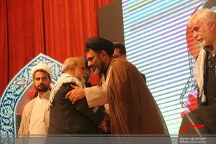 باید یادواره های شهدا با شکوه برپا شود