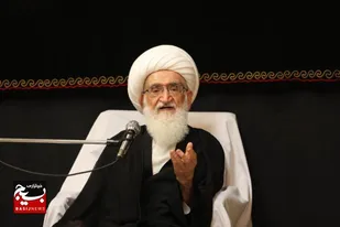 حضرت آیت الله العظمی نوری همدانی &laquo;مدظله العالی&raquo; در دیدار عده&zwnj;ای از ائمه جماعات، به مناسبت روز مسجد در مشهد مقدس