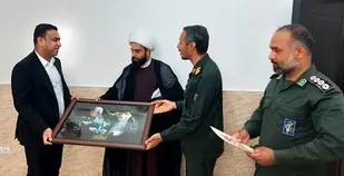 تجلیل فرمانده سپاه سیریک از شهردار بندرکوهستک