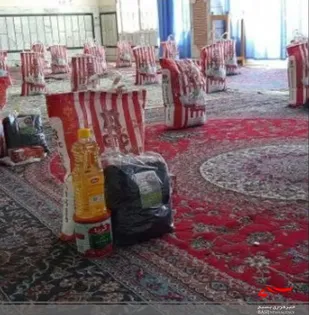 همدلی دانش آموزان خمینی شهری با نیازمندان در رزمایش کمک مومنانه