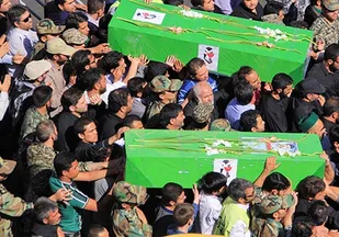 تشییع 3 شهید لشکر فاطمیون در تهران