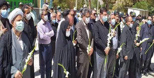 ادای احترام معاون رئیس&zwnj;جمهور به مقام شامخ شهدای کوهبنان