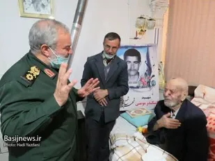 دیدار سردار فدوی با خانواده معظم شهدا 3