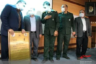 جهادگران خط مقدم مبارزه با ویروس کرونا در مرکز بهداشت خرم آباد تجلیل شدند+ تصویر