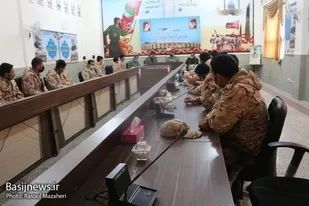 نشست انس و الفت نیروهای وظیفه با فرمانده و مسئولان ناحیه فلاورجان برگزار گردید.