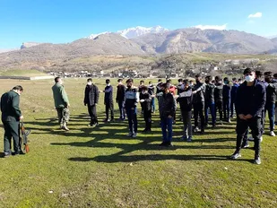 اردوی آمادگی دفاعی دانش آموزی در کوهرنگ