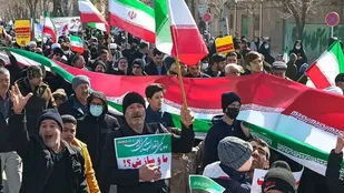 شازندی&zwnj;ها حماسه آفریدند/ حضور گسترده در راهپیمایی ۲۲ بهمن