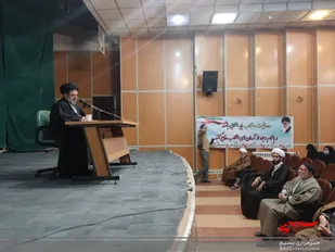 ملت ایران هیچگاه در برابر نظام سلطه زانو نخواهد زد