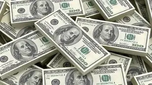 ۷.۹ میلیارد ریال دلار تقلبی در بناب کشف شد