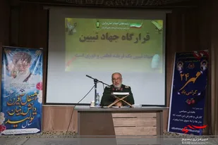 نیروهای مسلح خیال تهاجم نظامی دشمنان را نابود کردند/جهاد تبیین یکی از الزامات تحقق بیانیه گام دوم انقلاب است