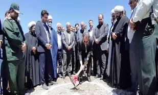 کلنگ&zwnj;زنی آغاز عملیات آماده&zwnj;سازی سایت ۳۲ هکتاری نهضت ملی مسکن در کاشمر/ ۳ هزار واحد مسکونی ساخته می&zwnj;شود